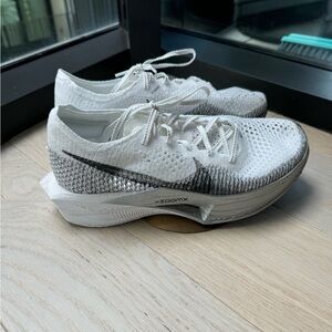 Nike Vaporfly 3 Women’s Size 8